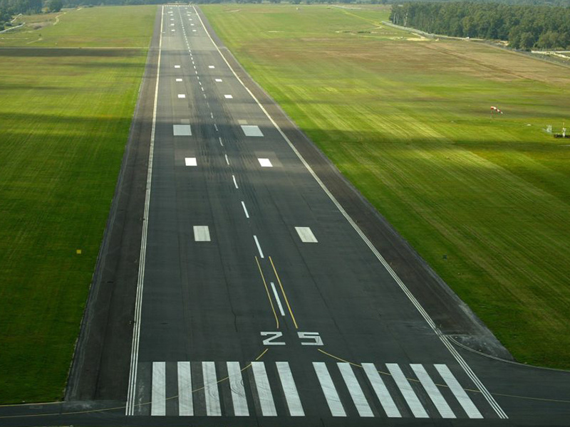 A School With It’s Own Runway Will Work Best For You, And Here’s Why